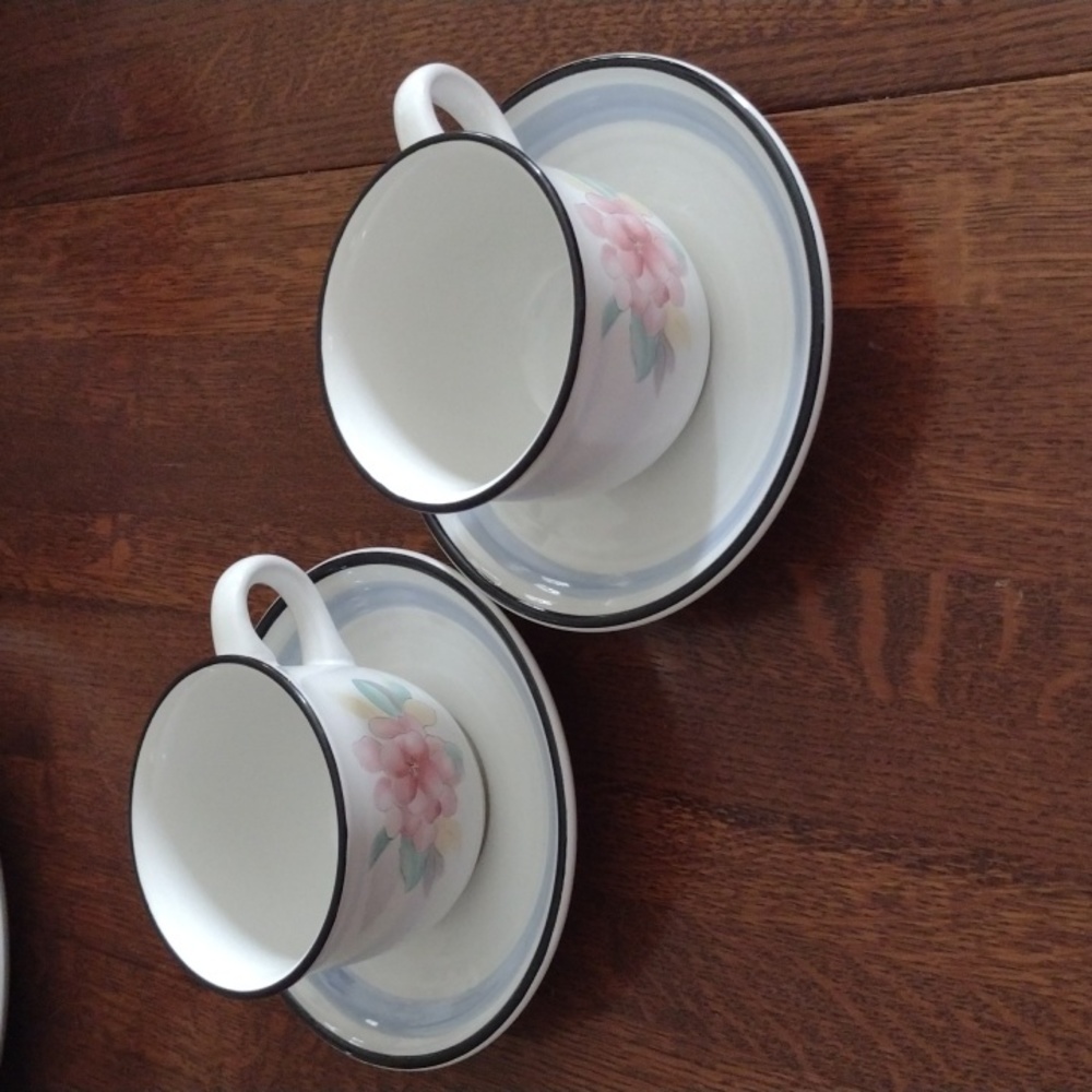 Vtg International Tableworks Soft Focus Pattern Stoneware Tea Cup Set b800